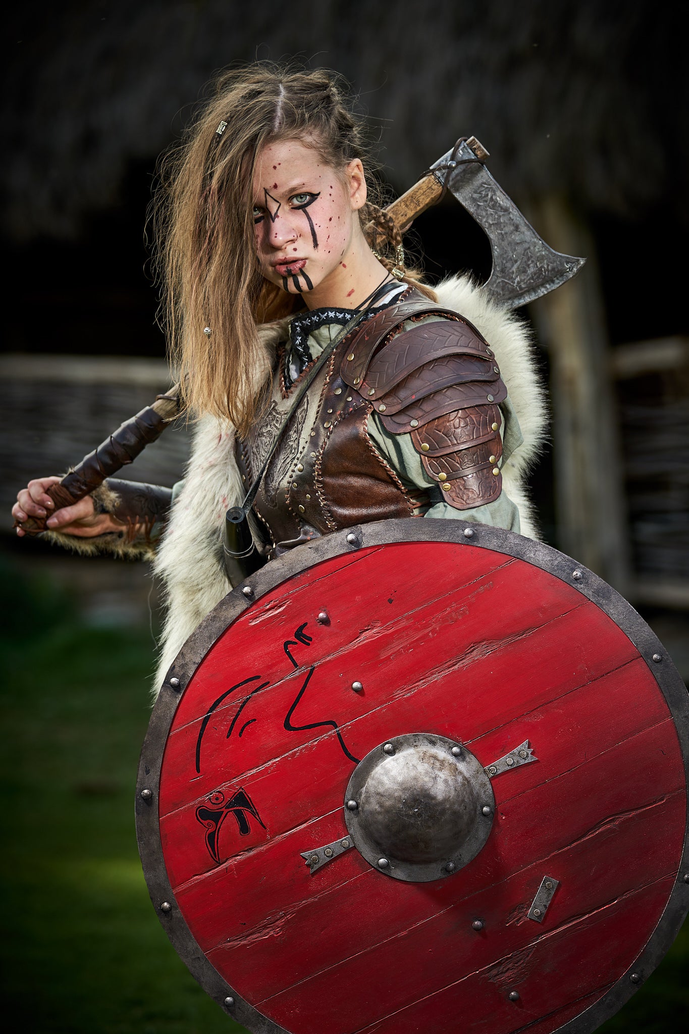I made my little girl a shieldmaiden costume from wood, brass